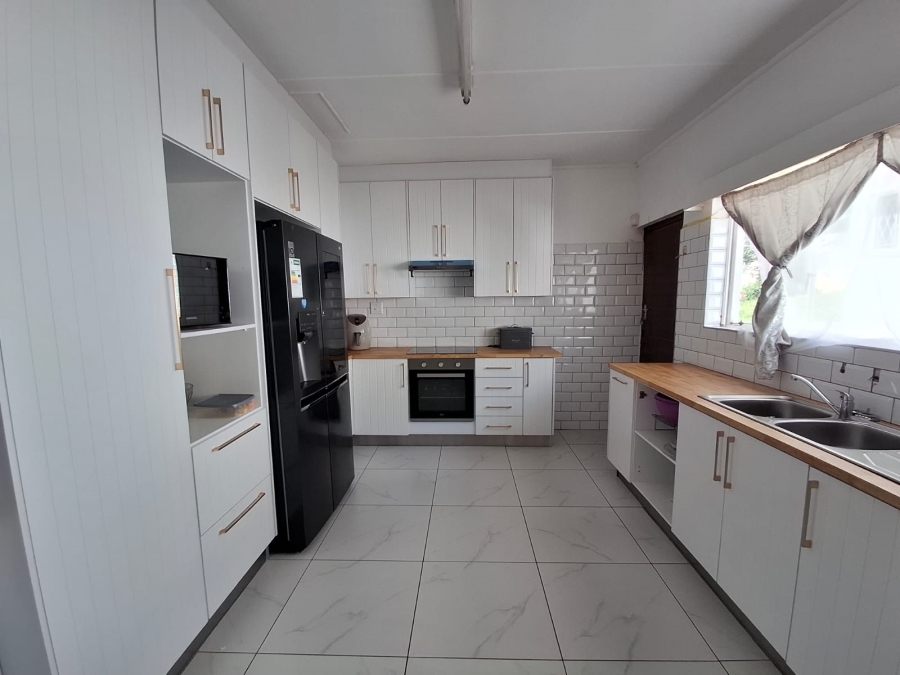 3 Bedroom Property for Sale in Bonnie Doone Eastern Cape